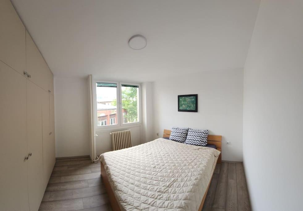 City Center Apt Wfree P Skopje Exterior foto